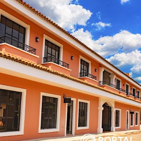 Boutique Hotel La Casona Valle de Angeles Exterior photo