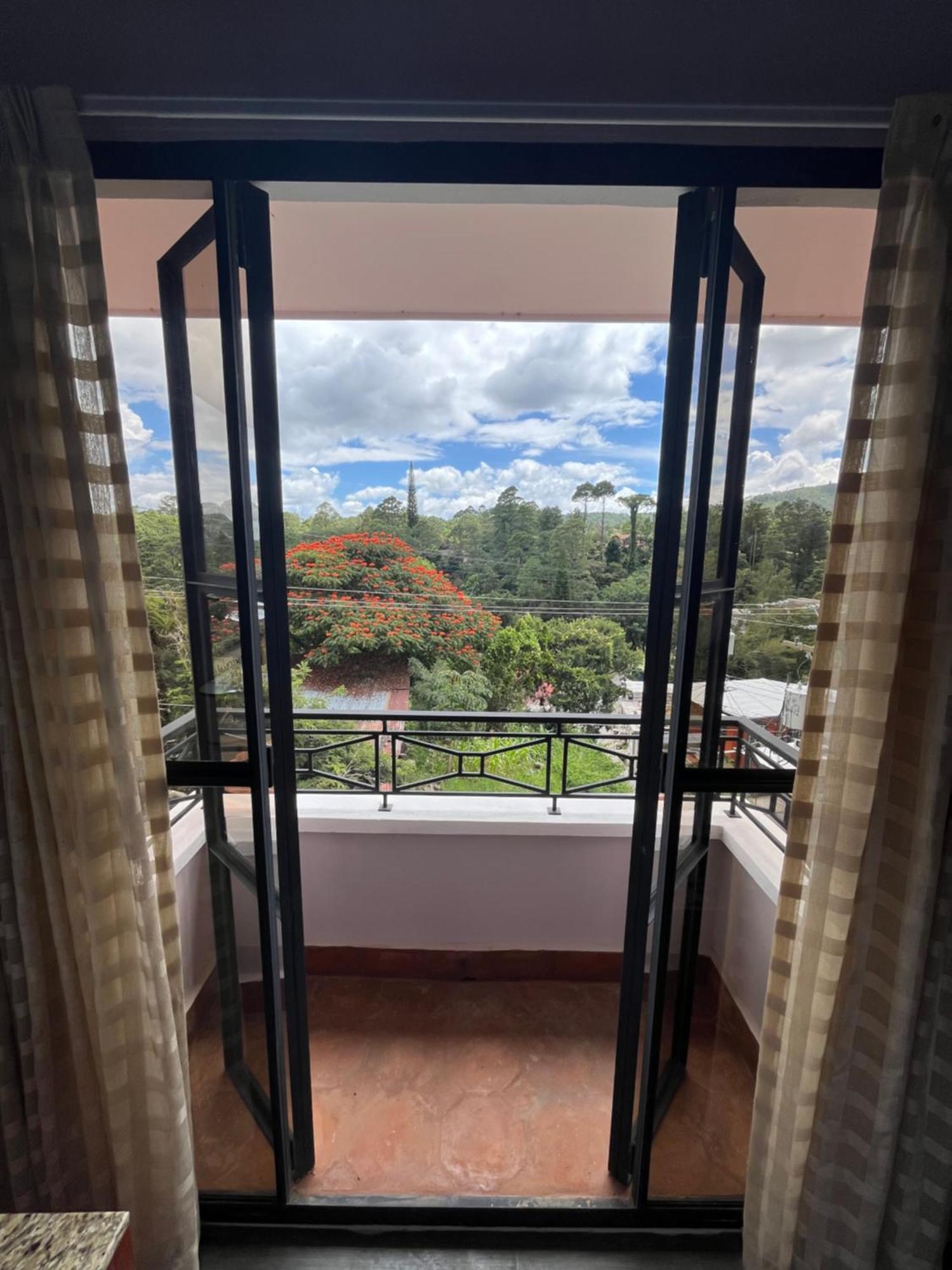 Boutique Hotel La Casona Valle de Angeles Exterior photo